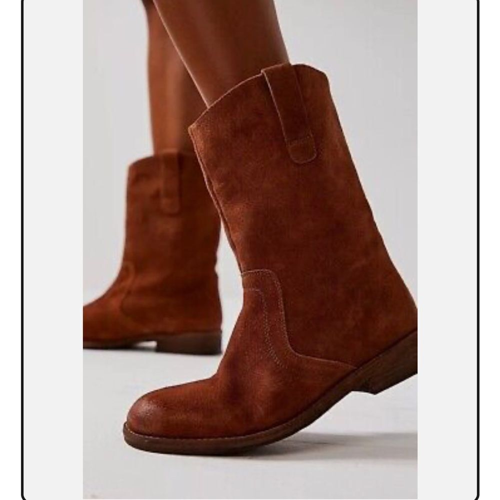 We The Free Easton Equestrian Western Pull On Suede Boots in Brown 11 (42) NEW